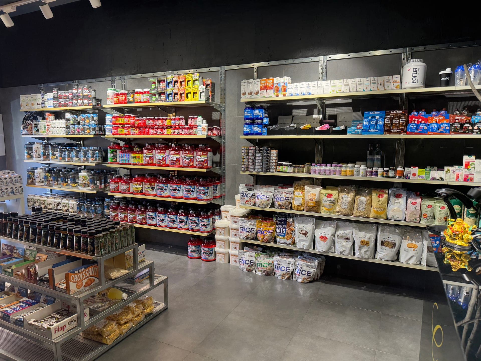 Interior Tienda Golden Class